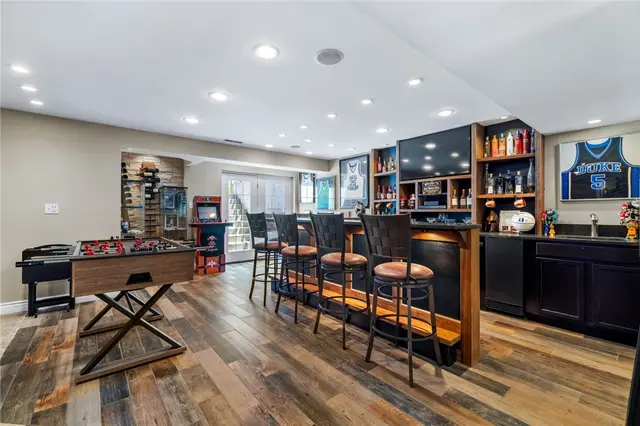 323 Eagle Drive gallery image 29
