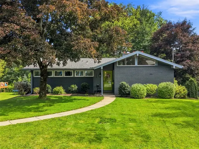 323 Tadmar Ave