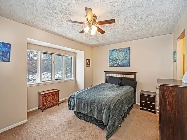 324 Central Dr gallery image 22