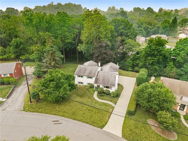 324 Haugh Dr gallery image 22