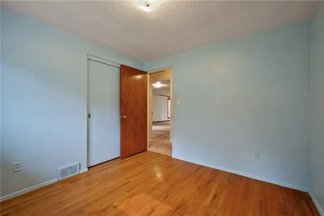 324 Haugh Dr gallery image 45