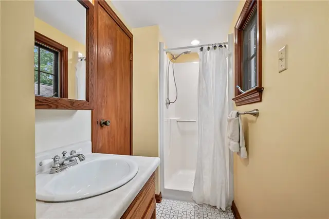 324 Haugh Dr gallery image 49