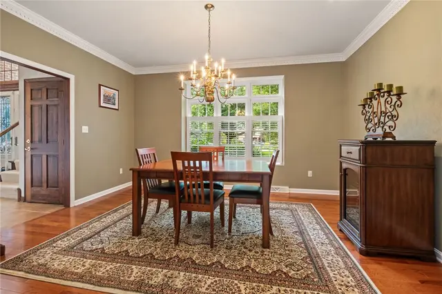 325 Tiffany Ct gallery image 6