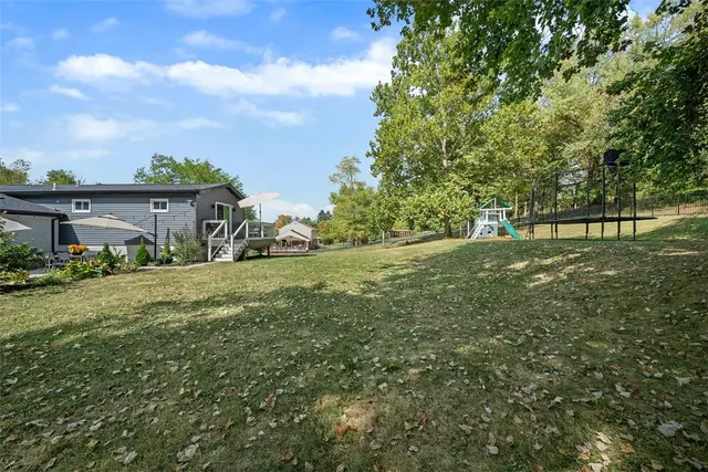 3255 E Hardies Rd gallery image 13