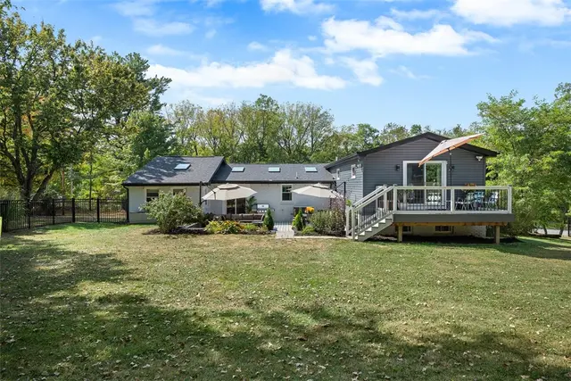 3255 E Hardies Rd gallery image 29