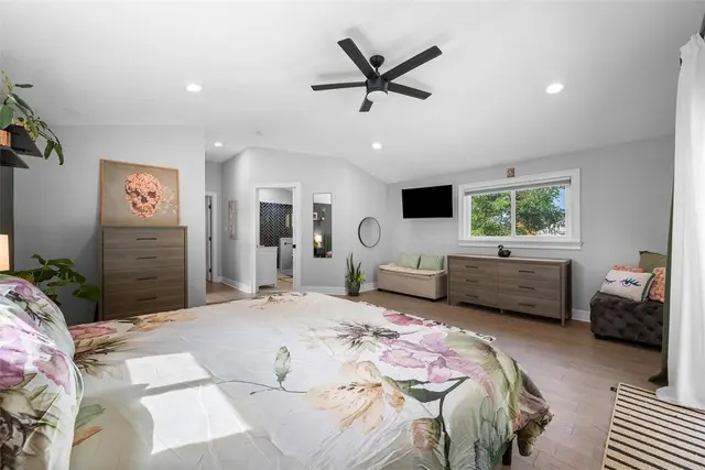 3255 E Hardies Rd gallery image 46