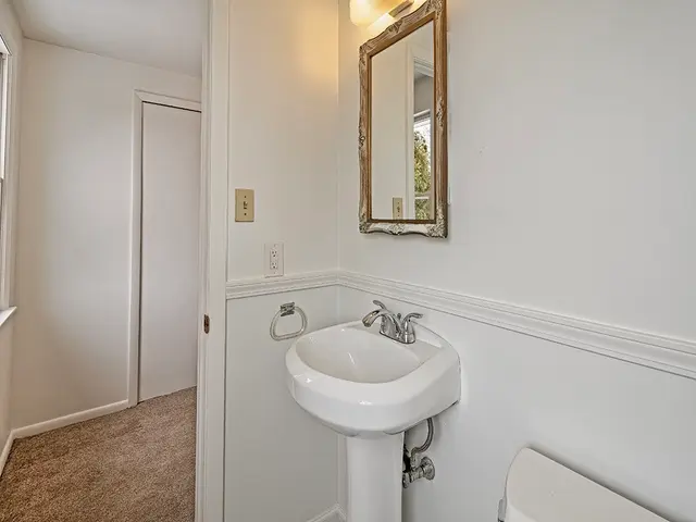 3278 Cramlington Dr gallery image 33