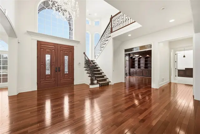 328 Cambridge Drive gallery image 10