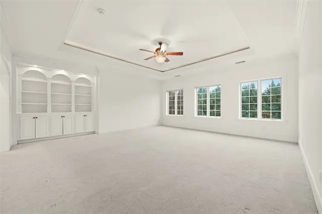 328 Cambridge Drive gallery image 31
