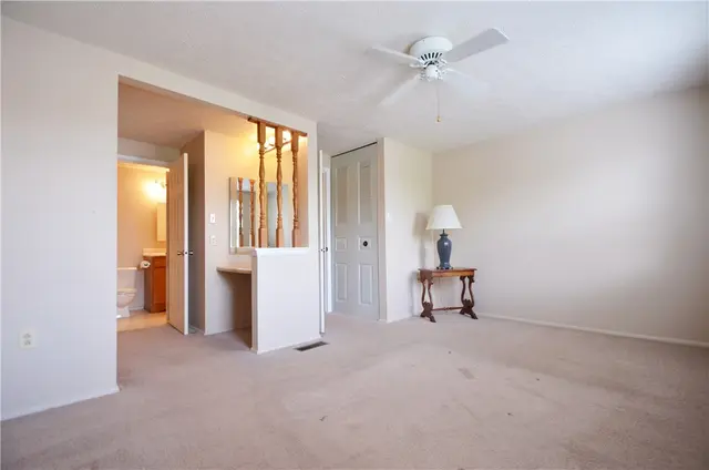 328 Fawn Trl gallery image 3