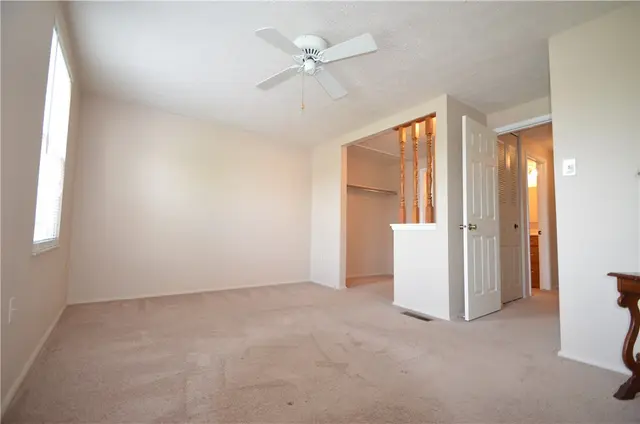 328 Fawn Trl gallery image 12