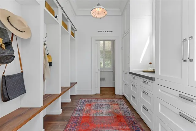328 Grant Street gallery image 28
