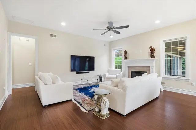 3290 Long Meadow Dr gallery image 3