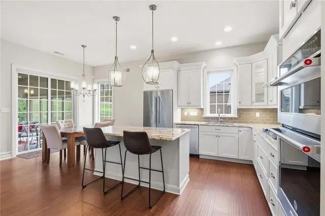 3290 Long Meadow Dr gallery image 7