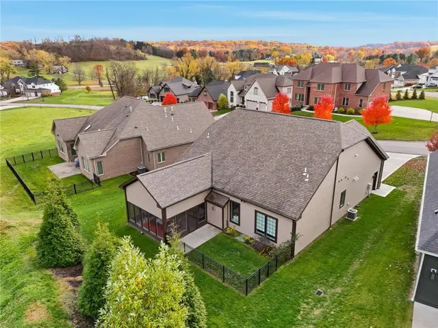3290 Long Meadow Dr gallery image 10