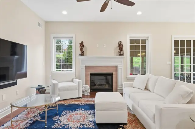 3290 Long Meadow Dr gallery image 15