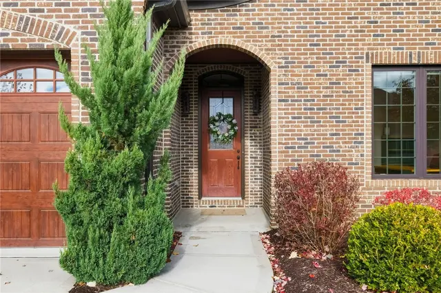 3290 Long Meadow Dr gallery image 17
