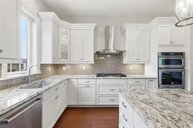 3290 Long Meadow Dr gallery image 27