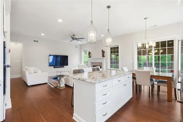 3290 Long Meadow Dr gallery image 39