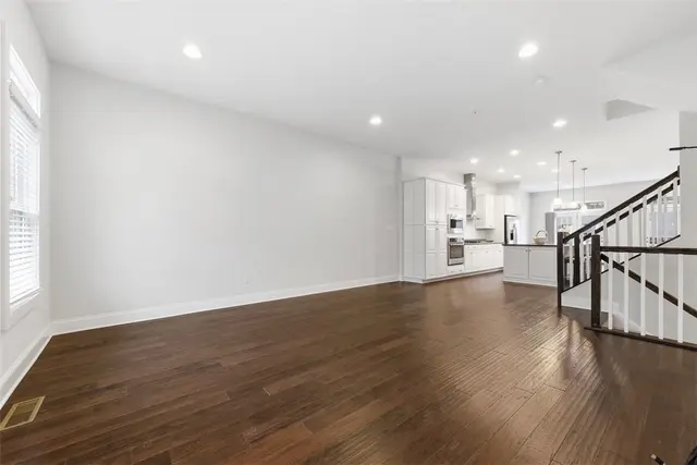 330 Osona Ln gallery image 17