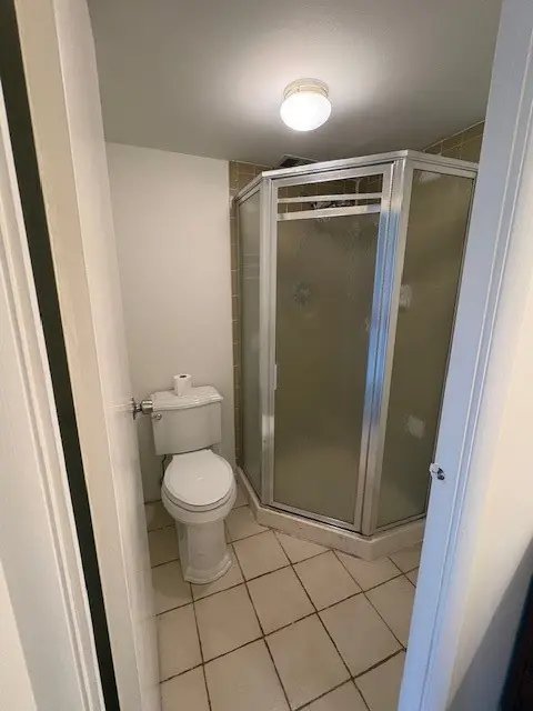3302 Charlemagne Cir gallery image 10