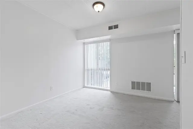 3305 Charlemagne Cir gallery image 21