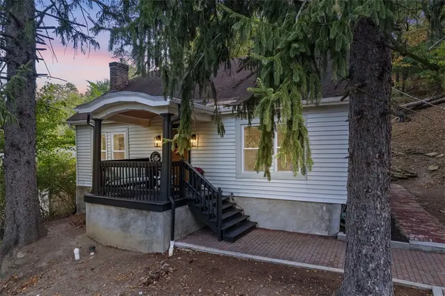 3316 Evergreen Rd gallery image 14