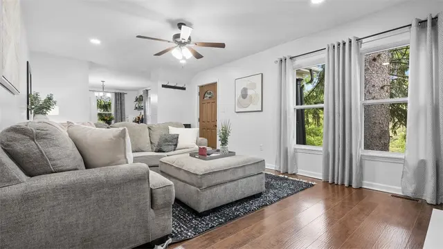 3316 Evergreen Rd gallery image 15