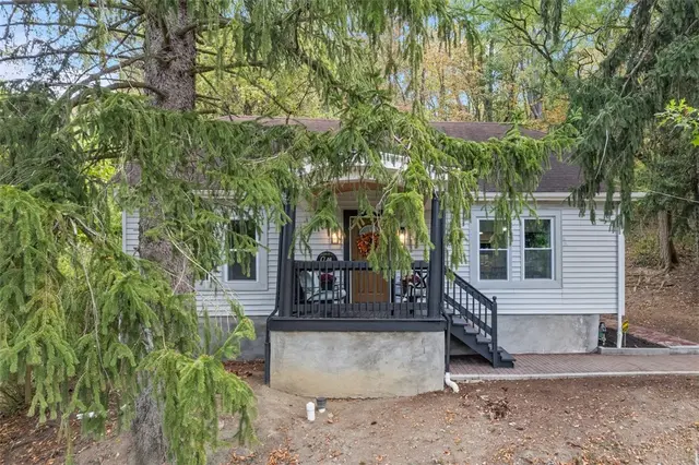 3316 Evergreen Rd gallery image 35