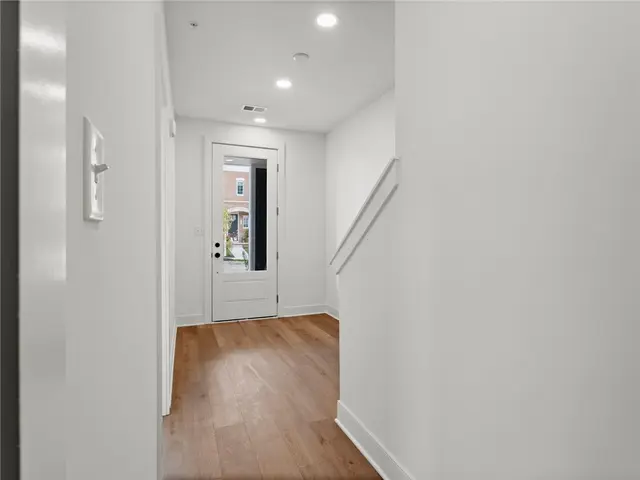332 Highbridge Ln gallery image 10