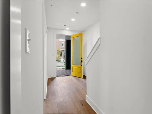332 Highbridge Ln gallery image 15