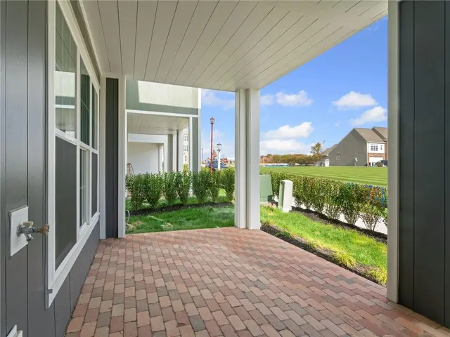 332 Highbridge Ln gallery image 17