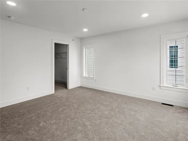 332 Highbridge Ln gallery image 26