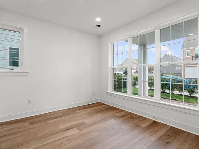 332 Highbridge Ln gallery image 42