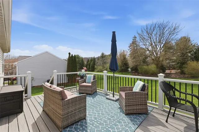 332 Whitetail Place gallery image 3
