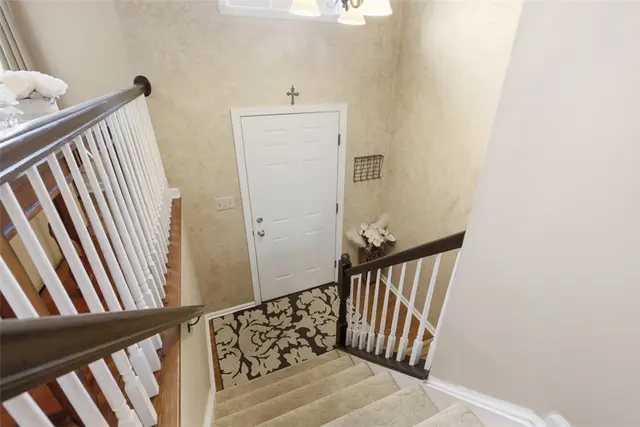 332 Whitetail Place gallery image 16
