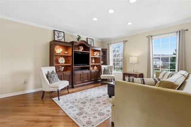 332 Whitetail Place gallery image 32