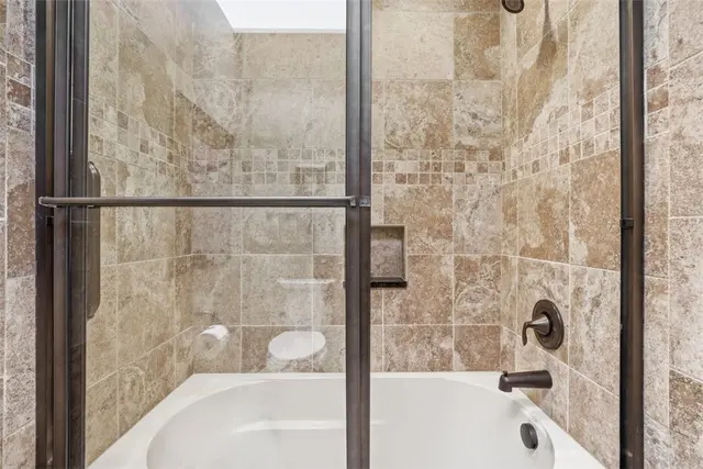 332 Whitetail Place gallery image 34