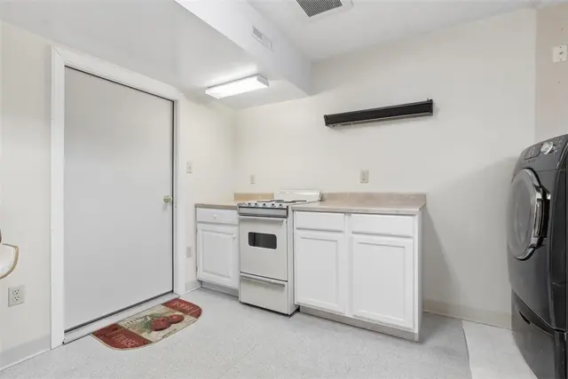 332 Whitetail Place gallery image 36