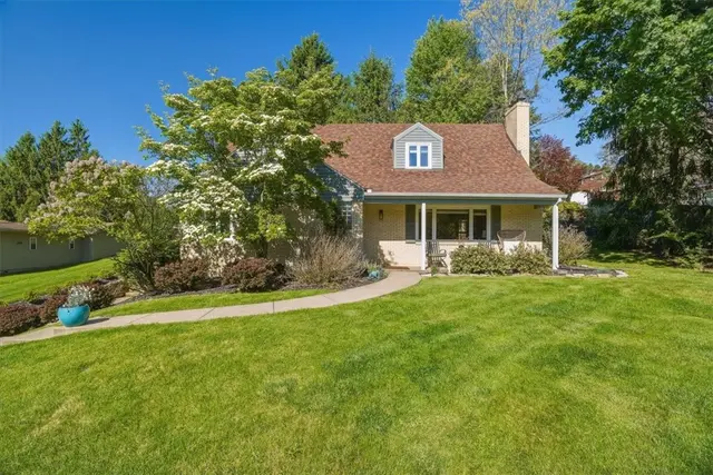 333 Forestwood Dr gallery image 2