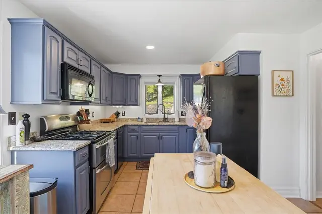 333 Forestwood Dr gallery image 7
