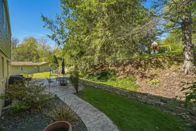 333 Forestwood Dr gallery image 15