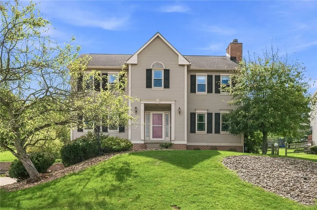 333 Warrick Dr