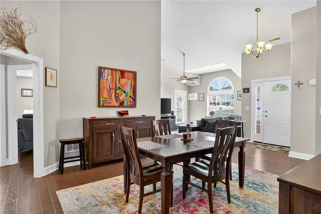334 Saddlebrook Rd gallery image 3