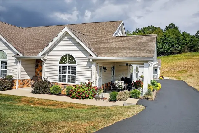 334 Saddlebrook Rd gallery image 7