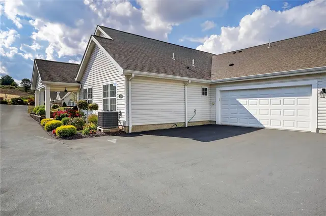 334 Saddlebrook Rd gallery image 15