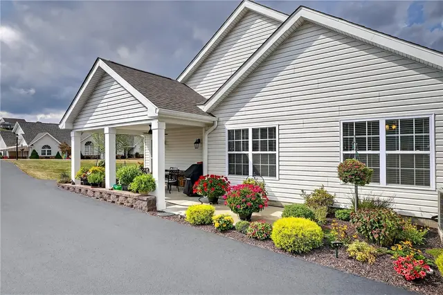 334 Saddlebrook Rd gallery image 17