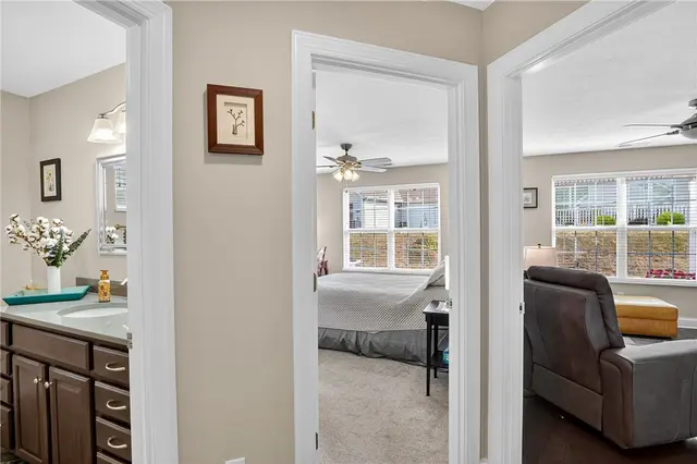 334 Saddlebrook Rd gallery image 32