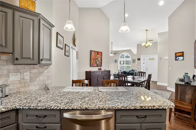 334 Saddlebrook Rd gallery image 37
