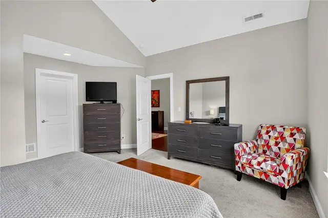 334 Saddlebrook Rd gallery image 43